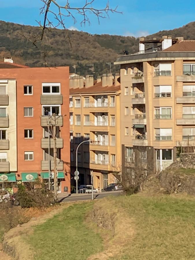 Apartament Natura Amb Calma Olot Ngoại thất bức ảnh